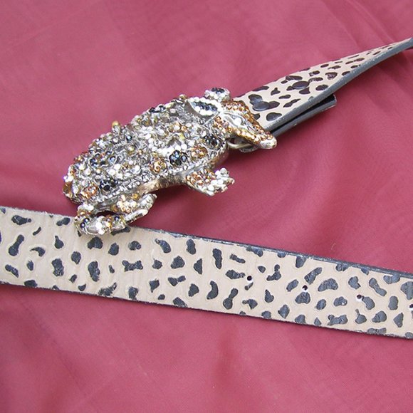 RARE 1980s Vintage Leather belt w/Jeweled Armadillo Buckle SUPER GLAM!